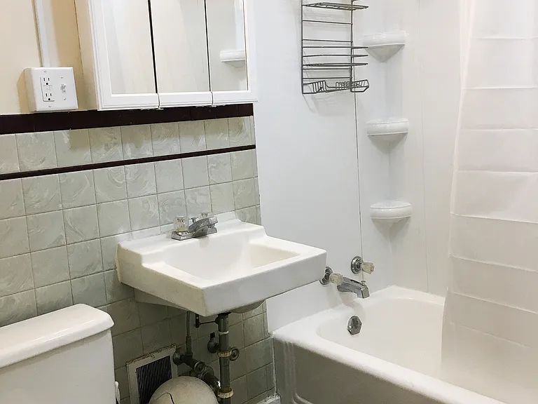 112-114 Schuyler Pl — Photo 17