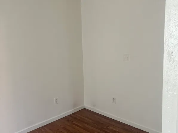 29 W Adams Dr, Cahokia, IL 62206