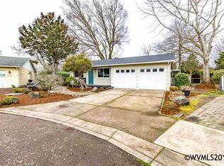 2343 Oregon Ct, Woodburn, OR 97071