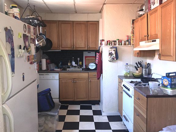 2nd image of 601 S 9th St Floor 3