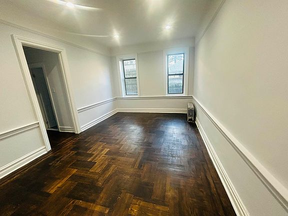 4th image of 2157 Ocean Ave APT 1G