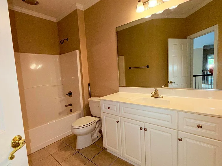 1605 Jamestown Ave — Photo 35