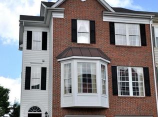 46800 Keswick Sq, Sterling, VA 20165