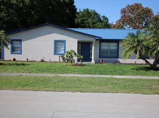 111 E Sugarland Cir, Clewiston, FL 33440