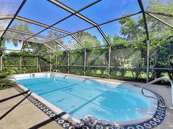 4th image of 27193 Barefoot Ln