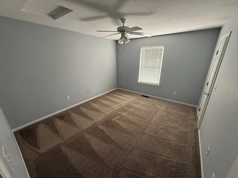 1518 Legend Trail Dr #B — Photo 10