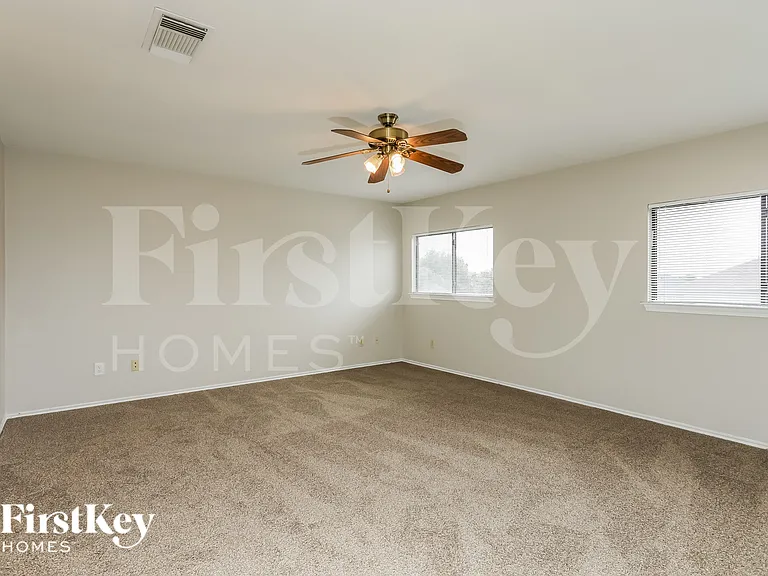 4623 Everstone Crk — Photo 15