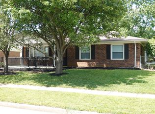 207 Westmoreland Ct, Georgetown, KY 40324