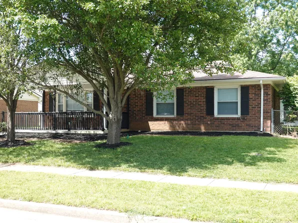 207 Westmoreland Ct, Georgetown, KY 40324