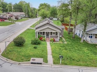 1328 Pacific Ave, Osawatomie, KS 66064