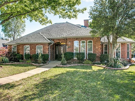 2nd image of 3908 Tuscany Ct