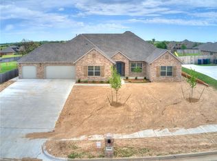 9508 Sundance Ridge Rd, Yukon, OK 73099