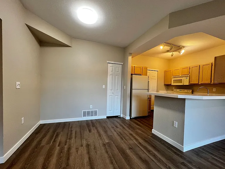 4545 Wheaton Dr #A240 — Photo 4