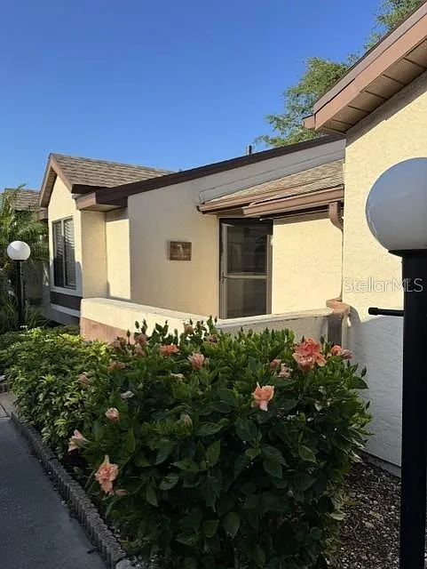 2 bed, 2.0 bath, 937 sqft, $1,650 — Photo 4