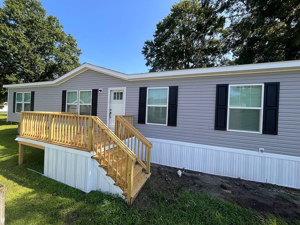1st image of 7570 Aubrey Ln.