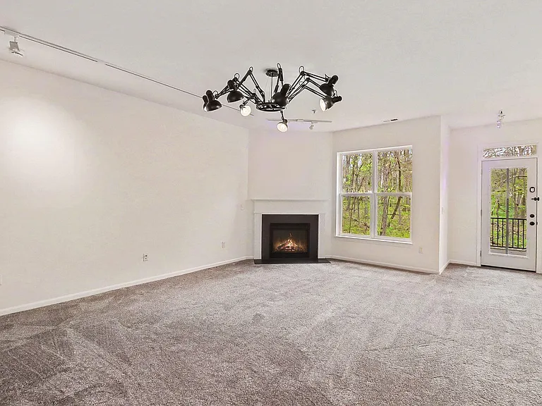 3157 Asher Rd — Photo 8