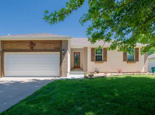 1728 S Fisk Ave, Springfield, MO 65802