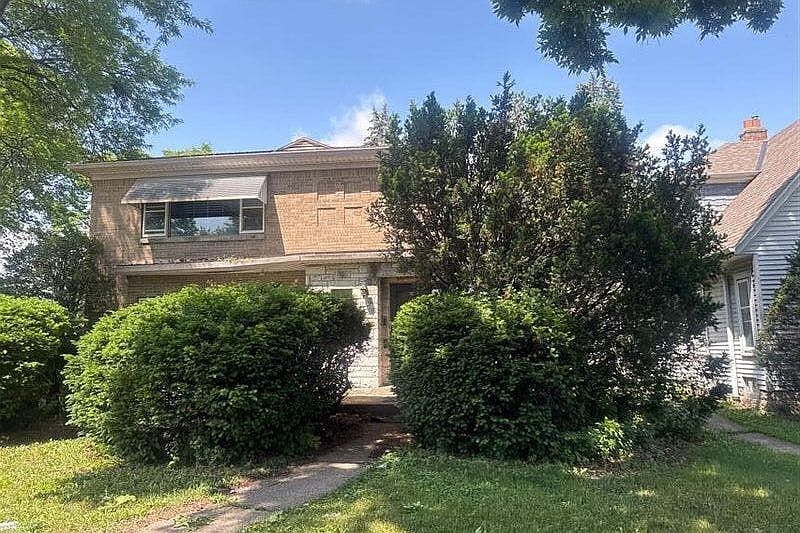 1st image of 3703 N 42nd St