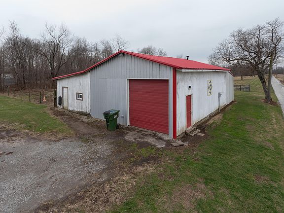 2nd image of 679 Bracht Piner Rd