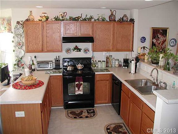 2nd image of 6111 Warrior Ave