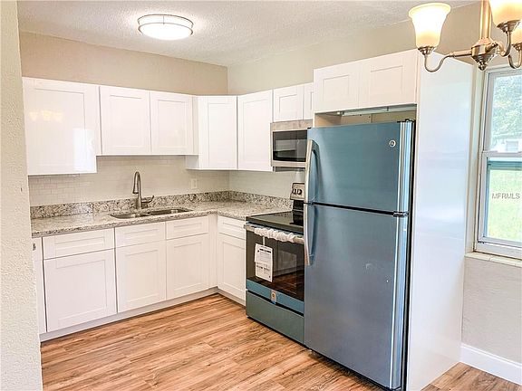 5th image of 8737 Narcissus Ave
