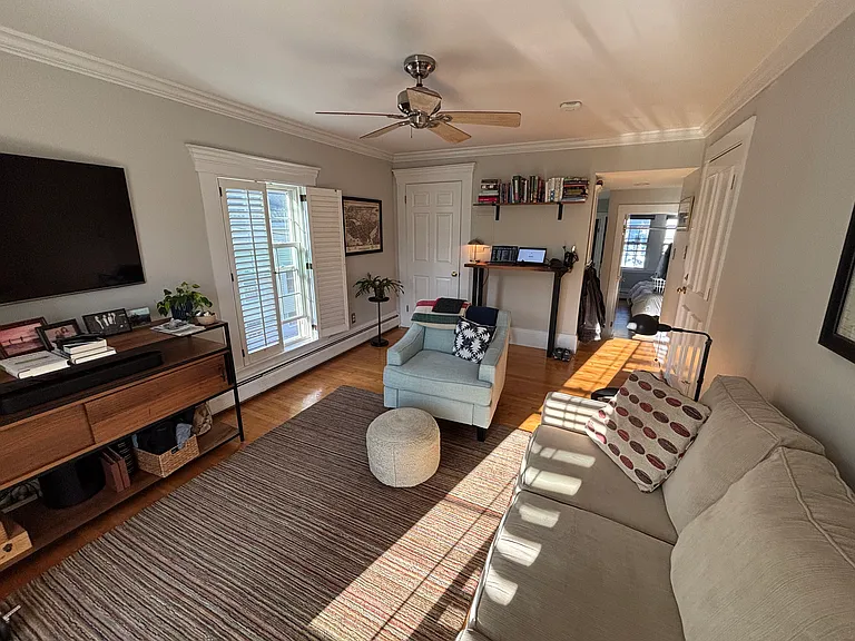 67 Cabot St #4 — Photo 11