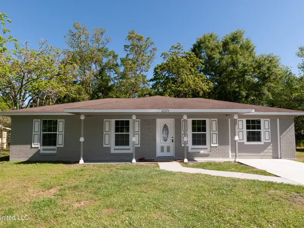4209 N Star Ave, Moss Point, MS 39562