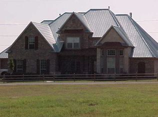 651 Dennis Rd, Weatherford, TX 76087