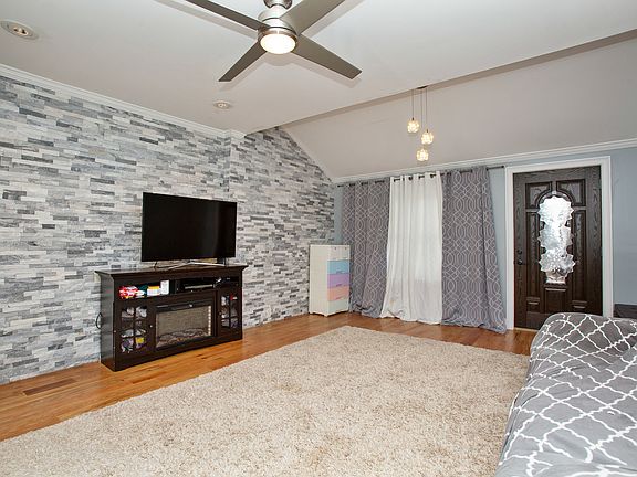 2nd image of 10713 91st St