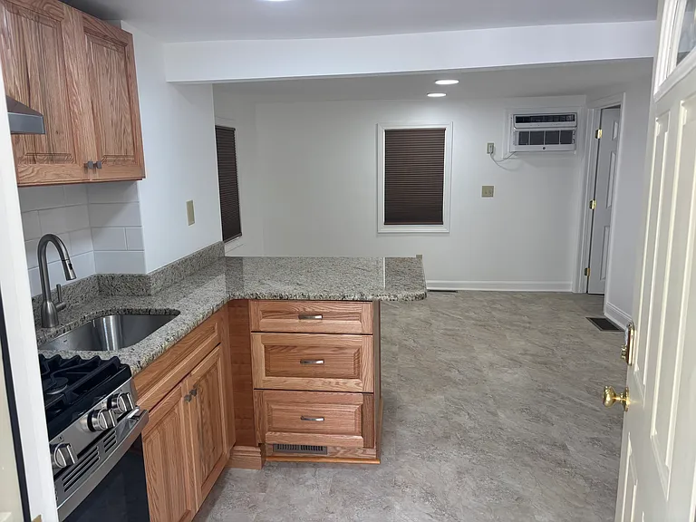 48 Farnum Pike #1 — Photo 11
