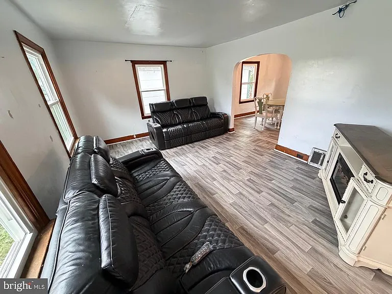 316 Antietam Dr — Photo 3