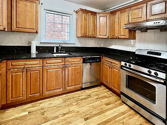 4th image of 21-12 124th St Floor 1