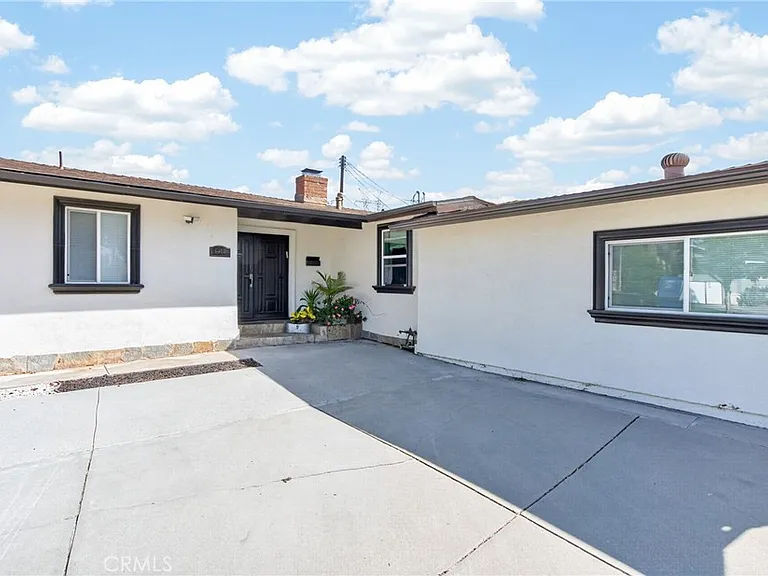 6710 Kurl Way — Photo 3