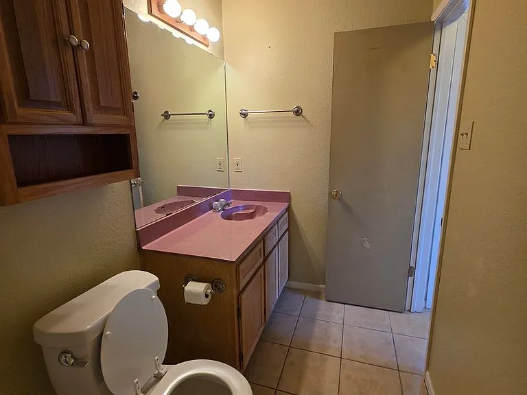 1703 Taylor St — Photo 17