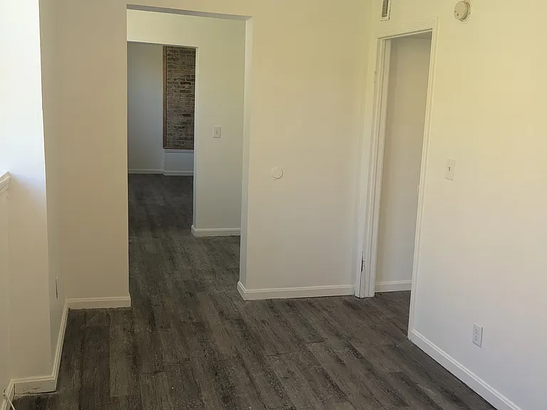 227 Renner St #4 — Photo 27