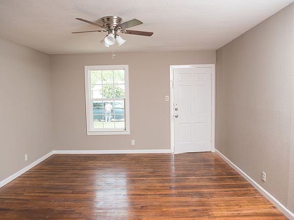 3rd image of 1118 Lum Ave