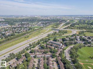 Courtney Court, Edmonton, AB T5W 4R3