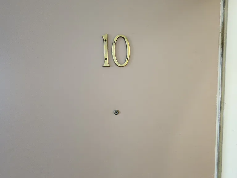 27 Garden St #10 — Photo 2