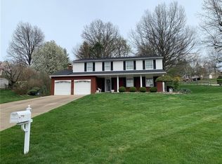 325 Casa Dr, Pittsburgh, PA