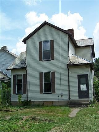 2nd image of 417 Abington Ave