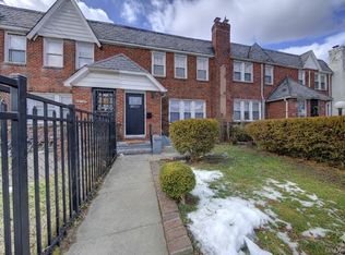 11448 200th St, Saint Albans, NY 11412
