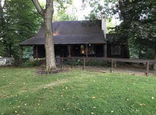 1431 Robbins Station Rd, North Huntingdon, PA 15642