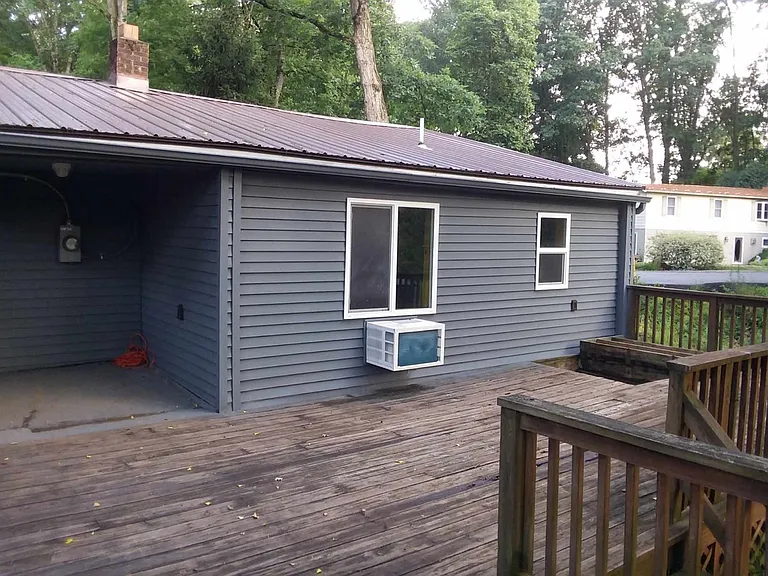 2451 Log Cabin Rd — Photo 2