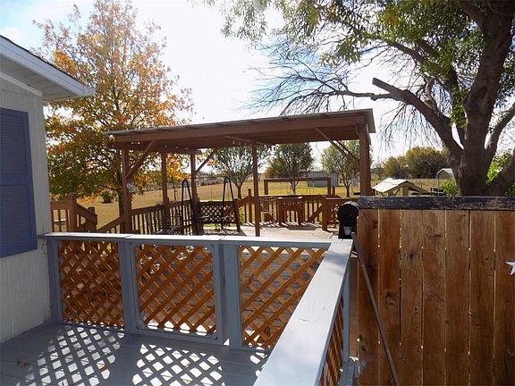 3rd image of 5593 Stone Creek Dr