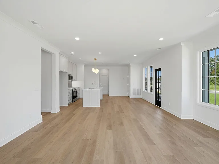 1890 Dawson Cir — Photo 12