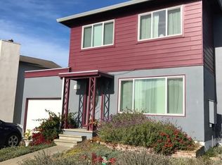 655 Forest Lake Dr, Pacifica, CA 94044