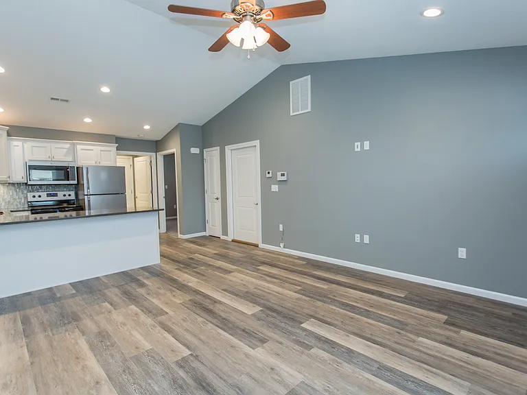 104 Bogad St — Photo 3