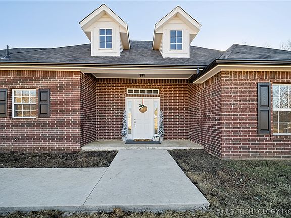 5th image of 21880 Summerset Ct