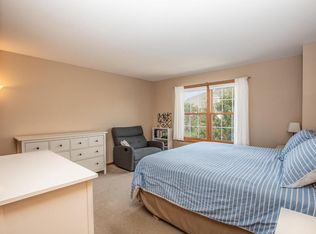 8021 Starr Grass Dr, Madison, WI 53719