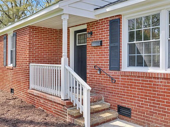 4th image of 213 Milstead Rd